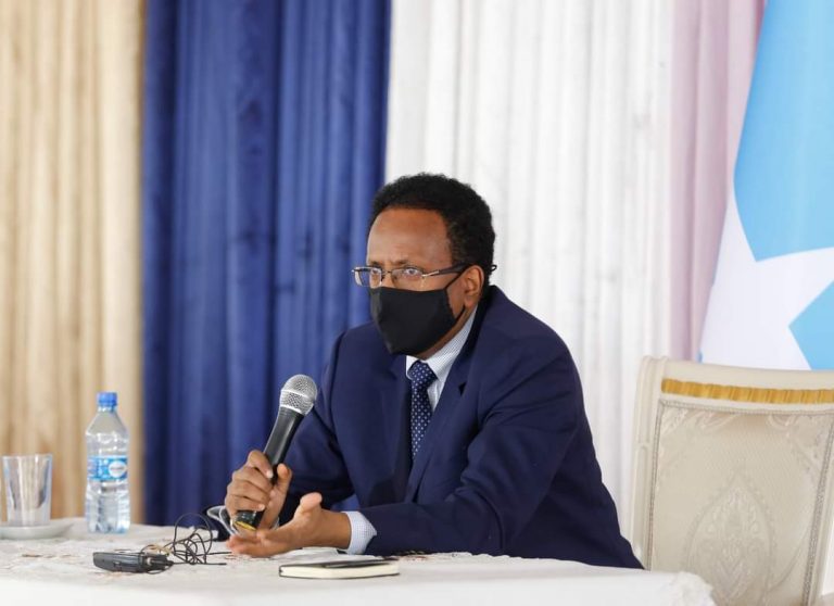 FARMAAJO OO SHIR DEG DEG AH LA QAATAY BAHDA CAAFIMAADKA, MAAMULKA GOBOLKA