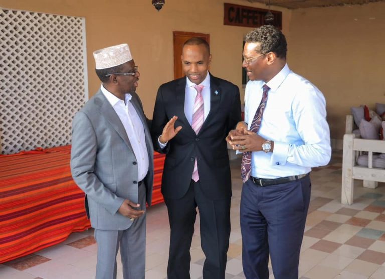 MW Qoor-qoor oo Kulamo Kawada Muqdisho, Xubno Diiday