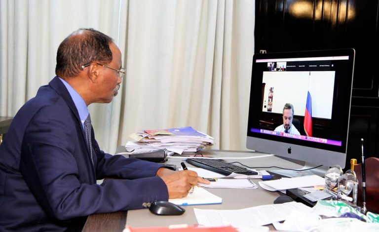 Soomaaliya iyo Ruushka oo Kawada Hadlay Arrimaha Dhaqaalaha