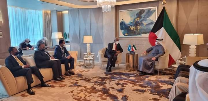 Soomaaliya iyo Kuwait OO Kawada Hadlay Xoojinta Xiriirka soo jireenka ah