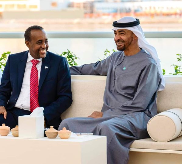 Ra’iisul Wasaare Rooble oo la kulmay Sheikh Maxamed Bin Zaayid