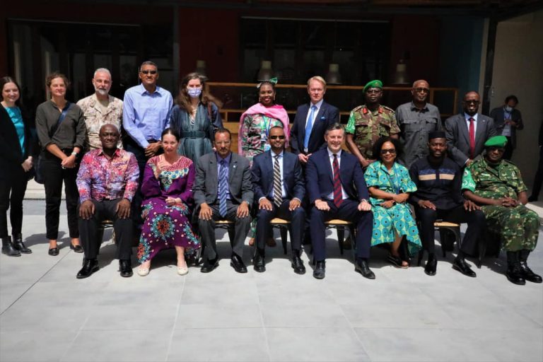 Akhriso:-Dowladda Soomaaliya iyo Midowga Afrika Heshiis Gaaray