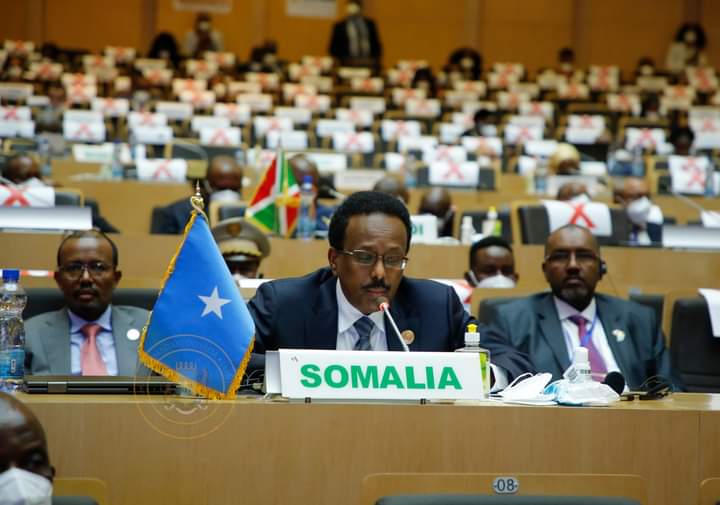 Farmaajo oo Sheegay in Ciidamadda Qaranka ay Amniga La Wareegayaan