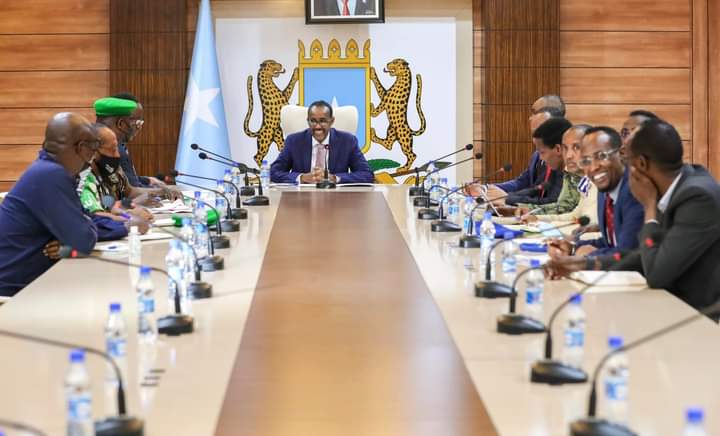Ra’iisul Wasaare Rooble oo kulan la qaatay Hay’adaha Amniga iyo Taliska AMISOM