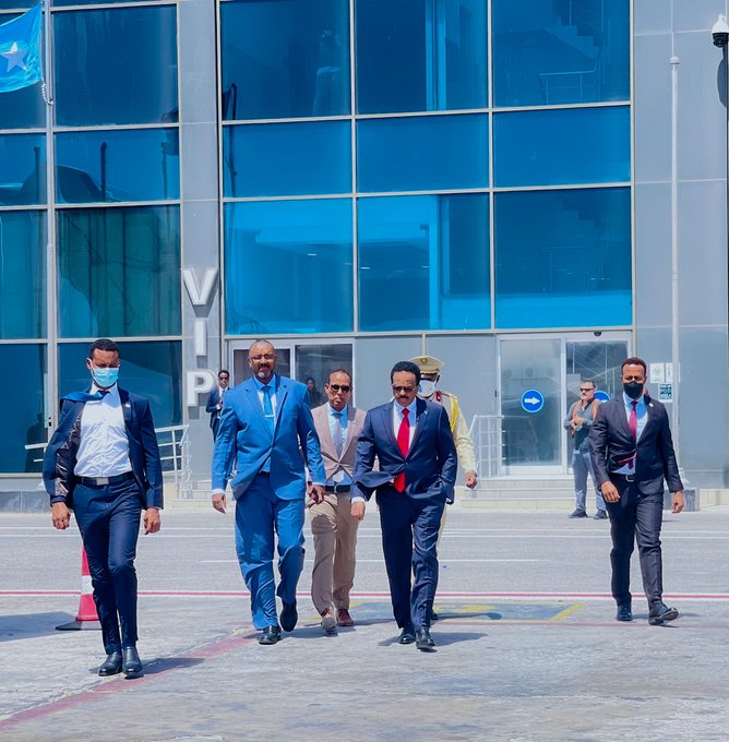 Madaxweyne Farmaajo oo u Amba-baxay Magaalada Addis Ababa