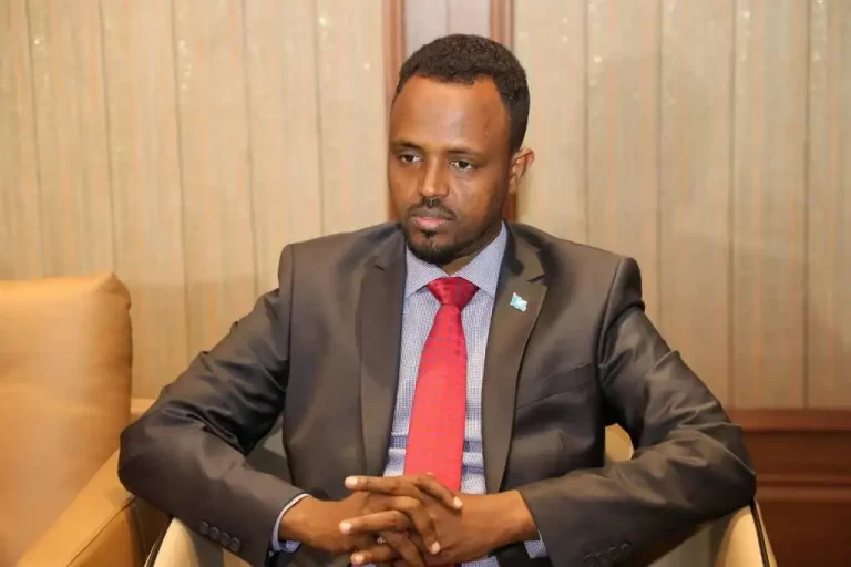 Wasiir Al-cadaala oo Ka Tanasulay u Tartamida Kursiga #HOP069.