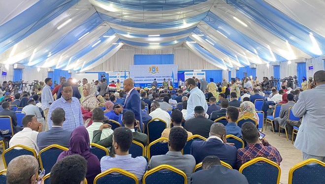 Farmaajo,Xasan Sheekh Iyo Sheekh Shariif Oo Khudbeynaya Xildhibaanadda