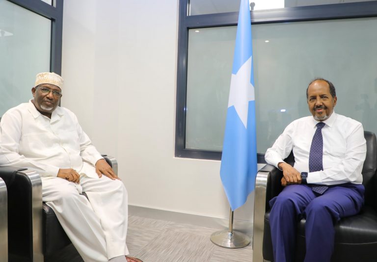 Guddoomiyaha Golaha Shacabka oo Kulan La Yeeshay Madaxweynaha Cusub+Sawirro