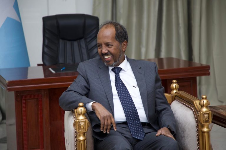 Madaxweyne Xasan Shiikh Maxamuud oo Maanta Xil La Wareegaya
