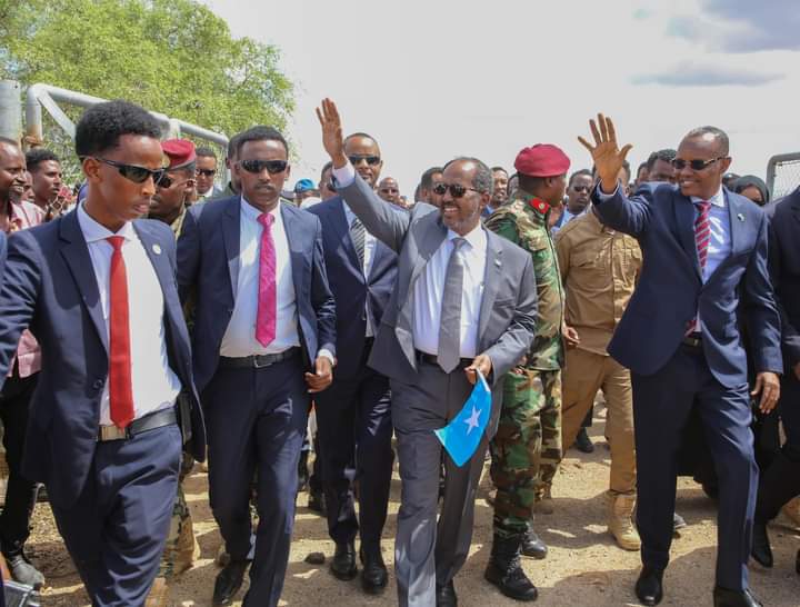 Madaxweyne Xasan Sheekh Maxamuud oo Lagu Soo Dhoweeyey Baydhabo