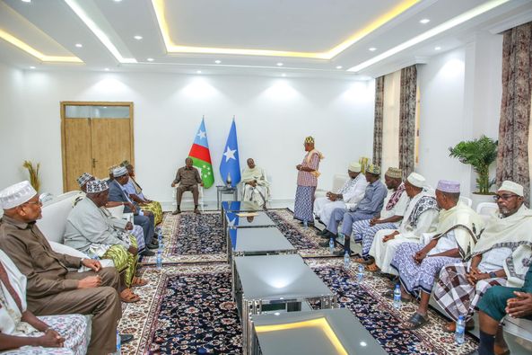 Madaxweyne xasan sheekh oo Kulan La Qaatay Odayaasha Dhaqanka Koonfur Galbeed