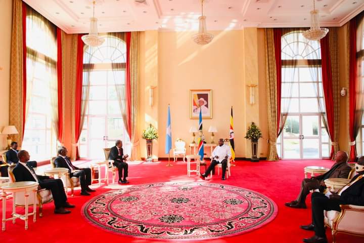 Dowladaha Soomaaliya iyo Uganda oo Heshiiyo Ku Gaaray Magaaladda Kampala