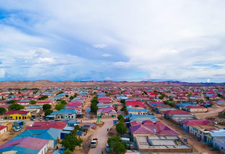 Dagaal Ka Dhacay Laascaanood,Ciidamadda Somaliland oo Laga Saaray Magaaladda