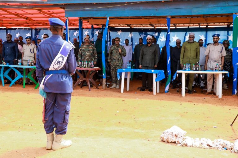 Axmed Madoobe oo Shaaciyay Xiliga Shabaab Laga Saarayo Bu’aale+Sawirro