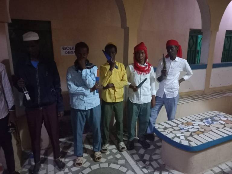 Ciidamadda Booliska oo Xabsiga Dhigay Ciyaal Weeraro Afka Duubtay, hubeysan