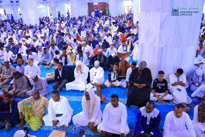 Magaalada Muqdisho oo Maalintii Koowaad Si Weyn Loogu Ciiday