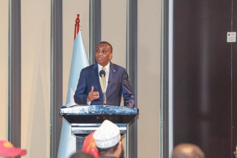 RW Xamza oo La Kulmay Jaaliyadda Soomaaliyeed ee Ku Nool Tanzania