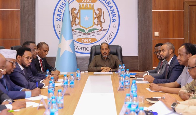 Madaxweyne Xasan Shiikh oo Shir Gudoomiyay Shirka Golaha Amniga Qaranka