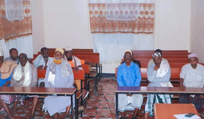 Jubbaland oo Soo Bandhigtay Odayaal La Shaqeynayay Al-shabaab