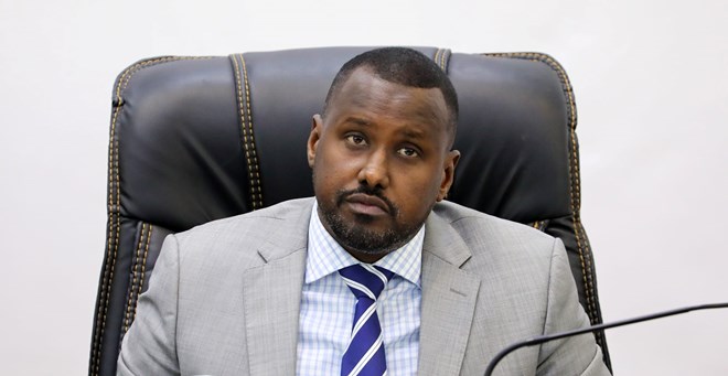 Guddoonka baarlamaanka oo jawaab ka bixiyay eedeyntii Xil Marwo Cabdi Bashiir