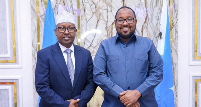 Wasiir Fiqi Qaabilay hoggaamiyaha SSC Khaatumo Cabdiqaadir Axmed  Firdhiye
