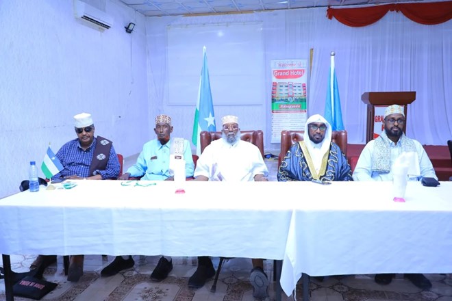 Isimada Puntland oo Bayaan Kasoo Saaray Muranka Ka Taagan Doorashada Puntland