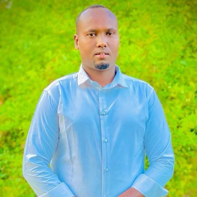 Al-shabaab oo Afduubtay Kalkaaliye Ka Tirsan Waaxda Caafimaadka Isbitaalka Jowhar