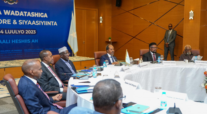 Madaxweyne Xasan Shiikh iyo Mucaaradka oo Qodobo Ku Heshiiyay