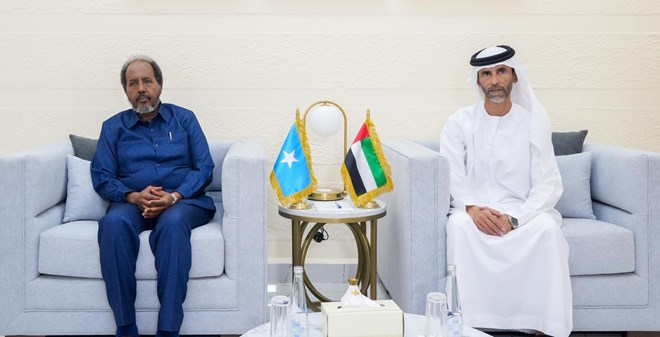 Madaxweyne Xasan Shiikh oo La Kulmay Danjiraha Soomaaliya u jooga Isutaga Imaaraadka Carabta