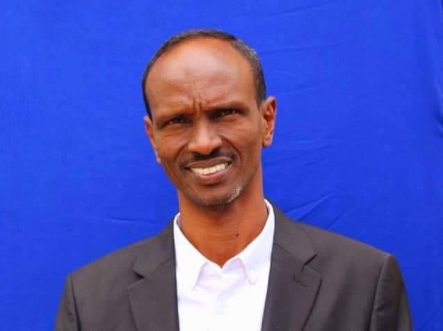 Madaxweynaha hiirshabeele oo xilkii ka qaday gudoomiyaha gobolka hiraan