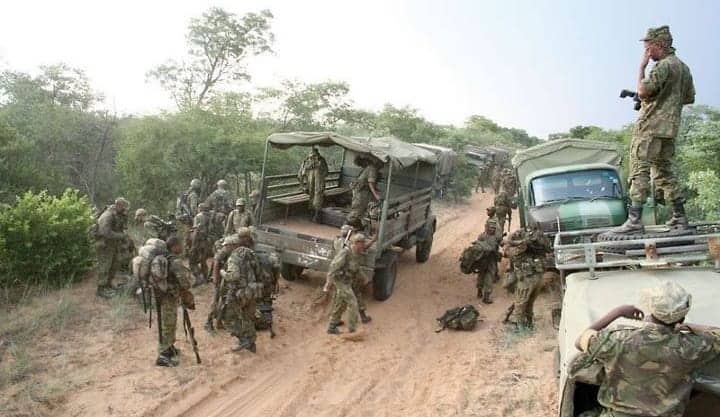 Qarax lala eegtay Ciidamo kenyaati ah iyo faahfaahino laga helayo.