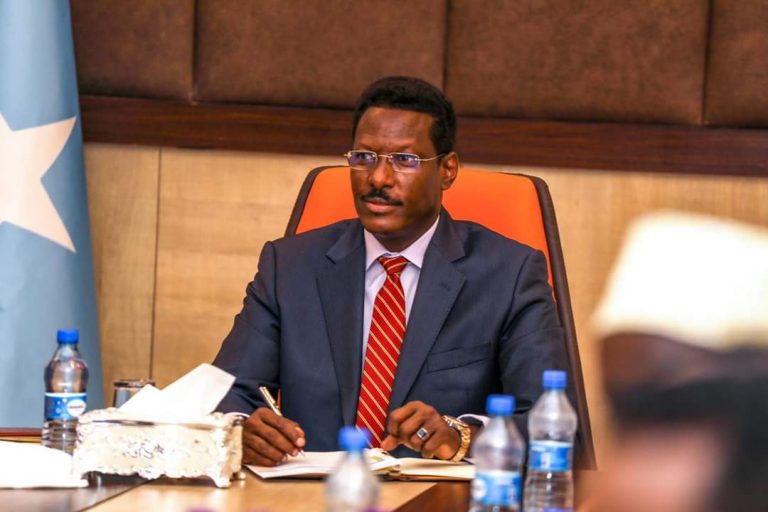 Madaxweynaha Galmudug oo qaday talaabo culus oo ka dhan ah Dagaal beleedyadii shalay ka dhacay Galgaduud.