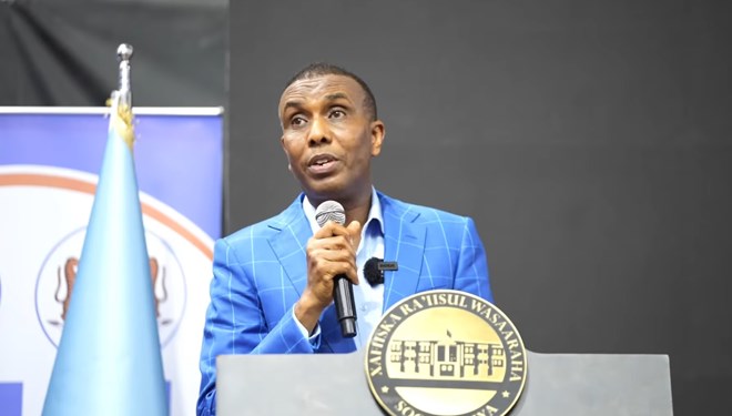 Xukuumadda Soomaaliya oo taageertay Howlgalka Puntland